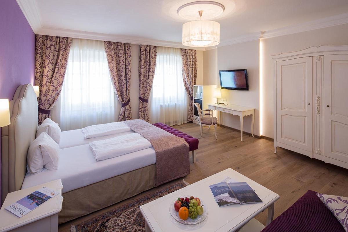 Hotel Restaurant Zur Post Melk Exteriör bild