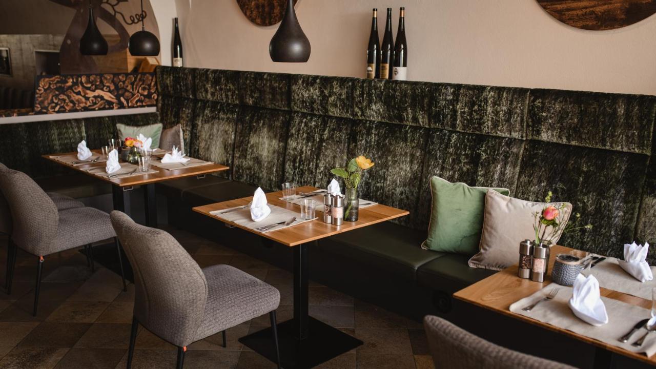 Hotel Restaurant Zur Post Melk Exteriör bild