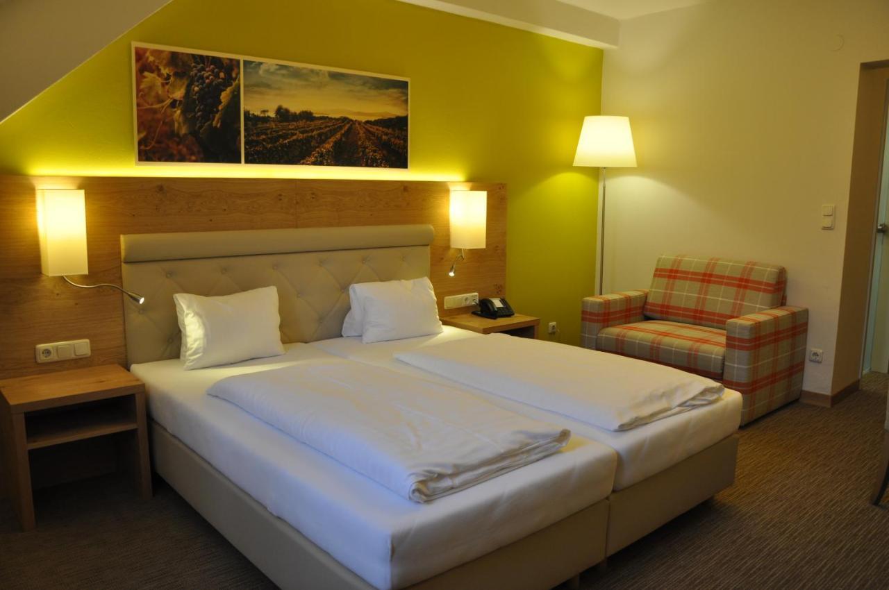 Hotel Restaurant Zur Post Melk Exteriör bild