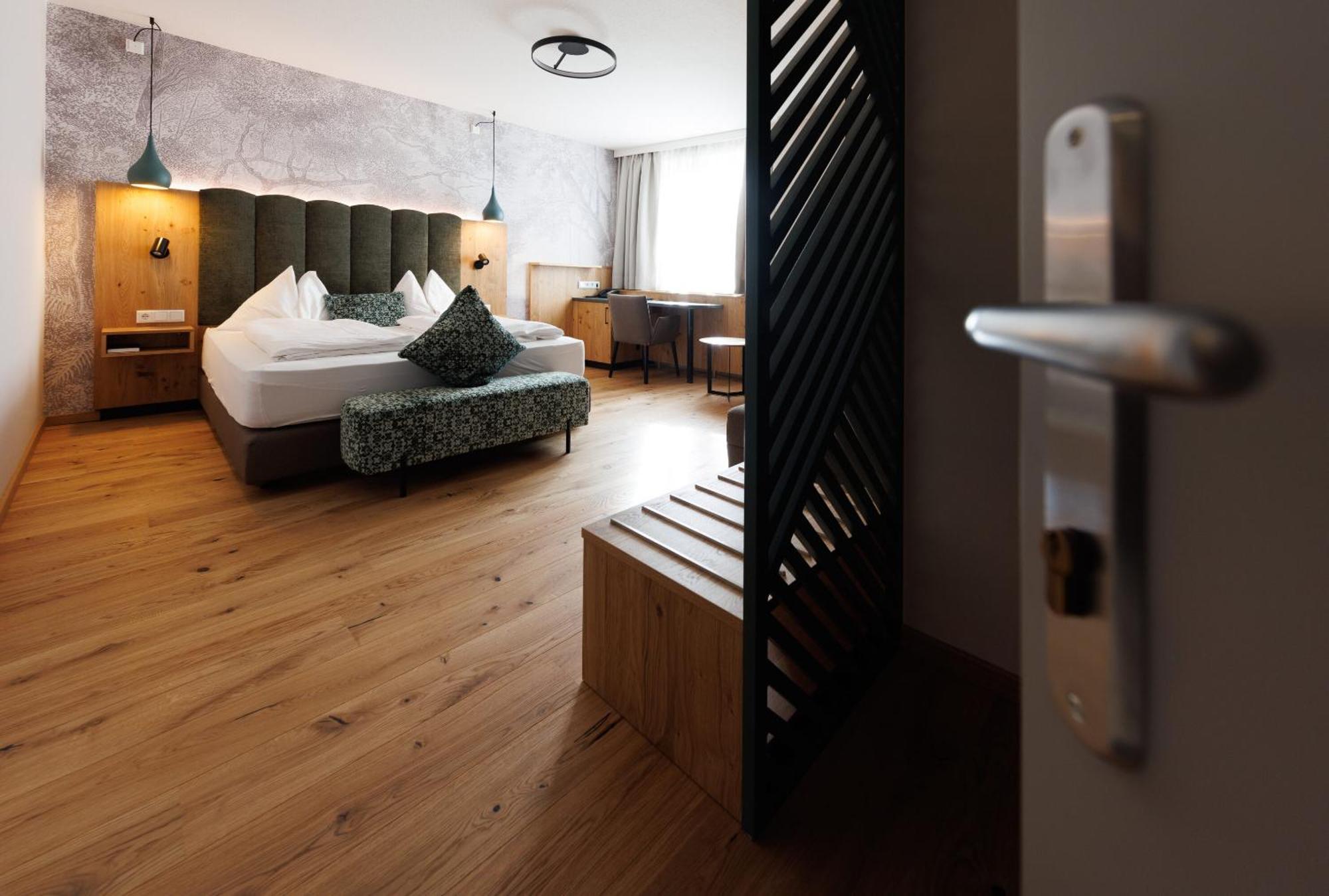 Hotel Restaurant Zur Post Melk Exteriör bild