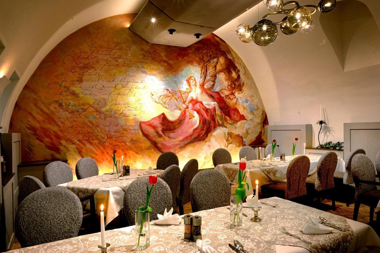 Hotel Restaurant Zur Post Melk Exteriör bild